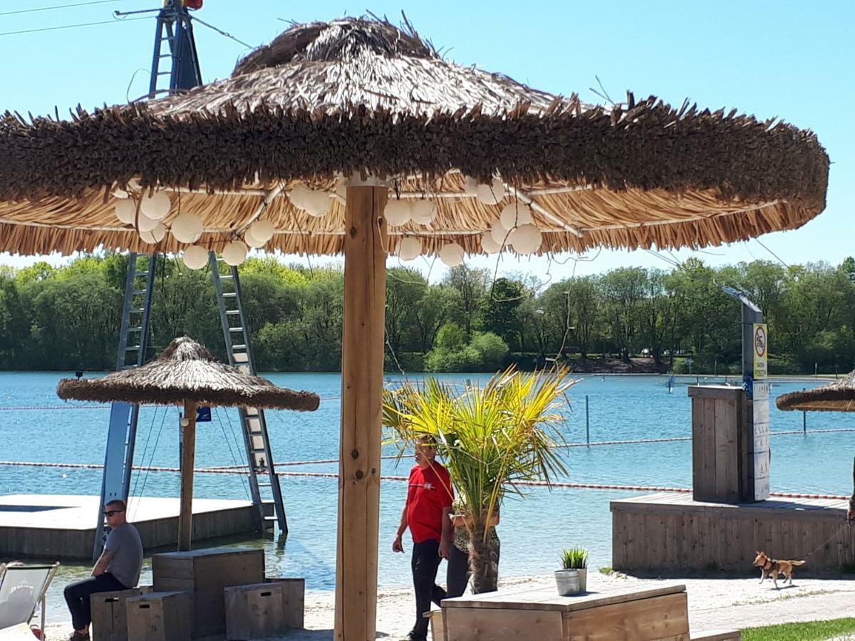 Familienurlaub In Ostfriesland Fuer Max 7 Pers In 2 Wohnungen, Auch Einzeln Wohnungen Utarp Exterior photo